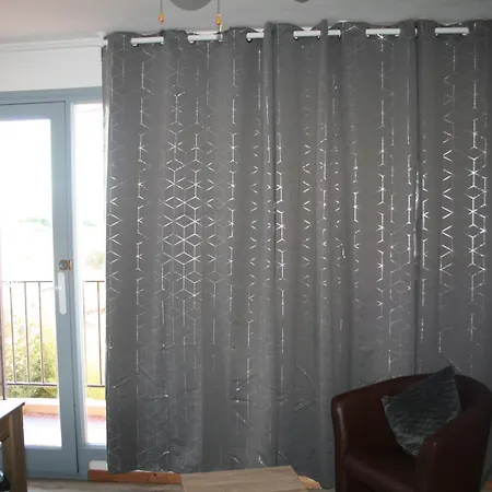 20 M De La * كانيه